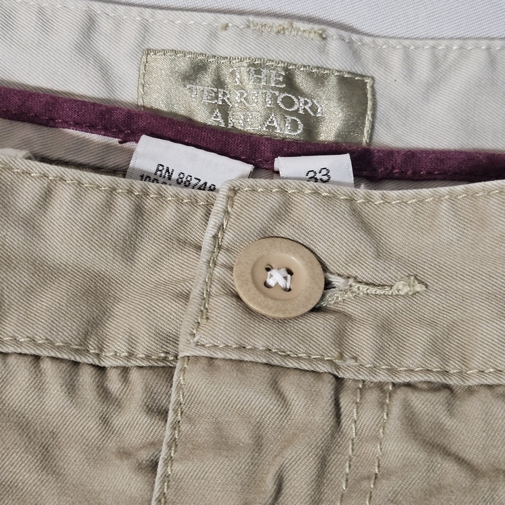 The Territory Ahead Shorts Men's Size 32 Golf Khaki Chino 8" Inseam‎